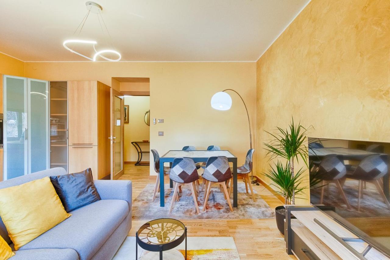 Frida Apartment Nuovo Luminoso Con Vista Aperta ตรีเอสเต ภายนอก รูปภาพ