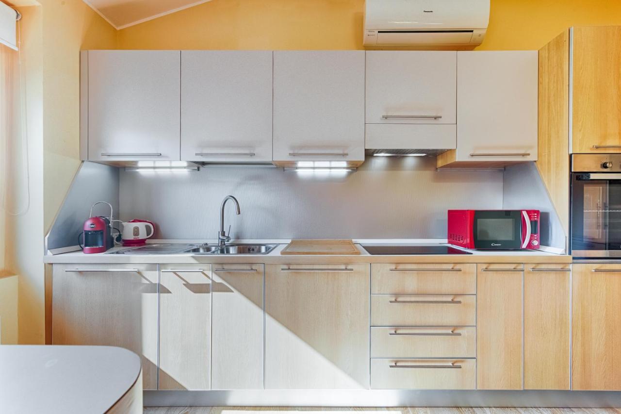 Frida Apartment Nuovo Luminoso Con Vista Aperta ตรีเอสเต ภายนอก รูปภาพ