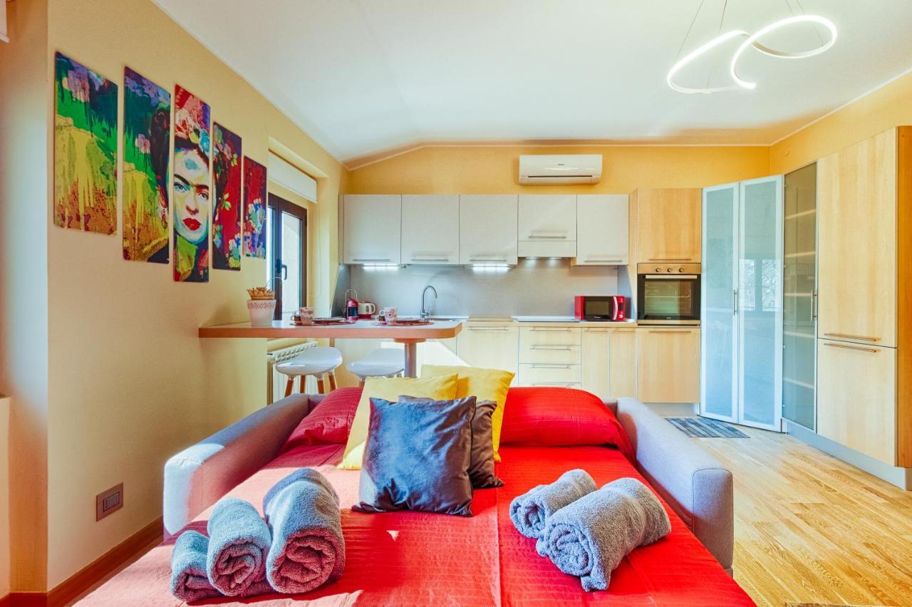 Frida Apartment Nuovo Luminoso Con Vista Aperta ตรีเอสเต ภายนอก รูปภาพ